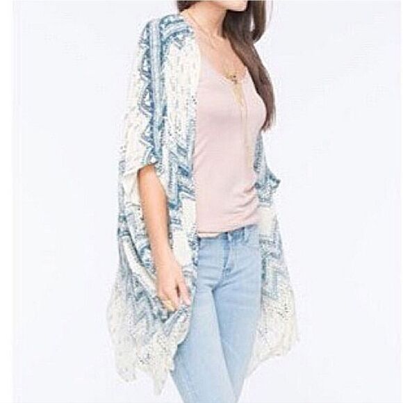 Lottie & Holly by Band of Gypsies Chevron Batnik Kimono - Picture 1 of 15